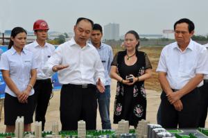 河南省委常委、洛陽(yáng)市委書(shū)記陳雪楓調(diào)研炎黃科技園